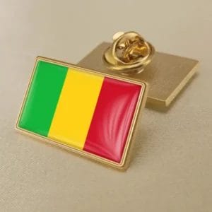 Goldene Flaggennadel mit den Farben von Mali, ideal für den Großhandel und patriotische Ausstellungen.